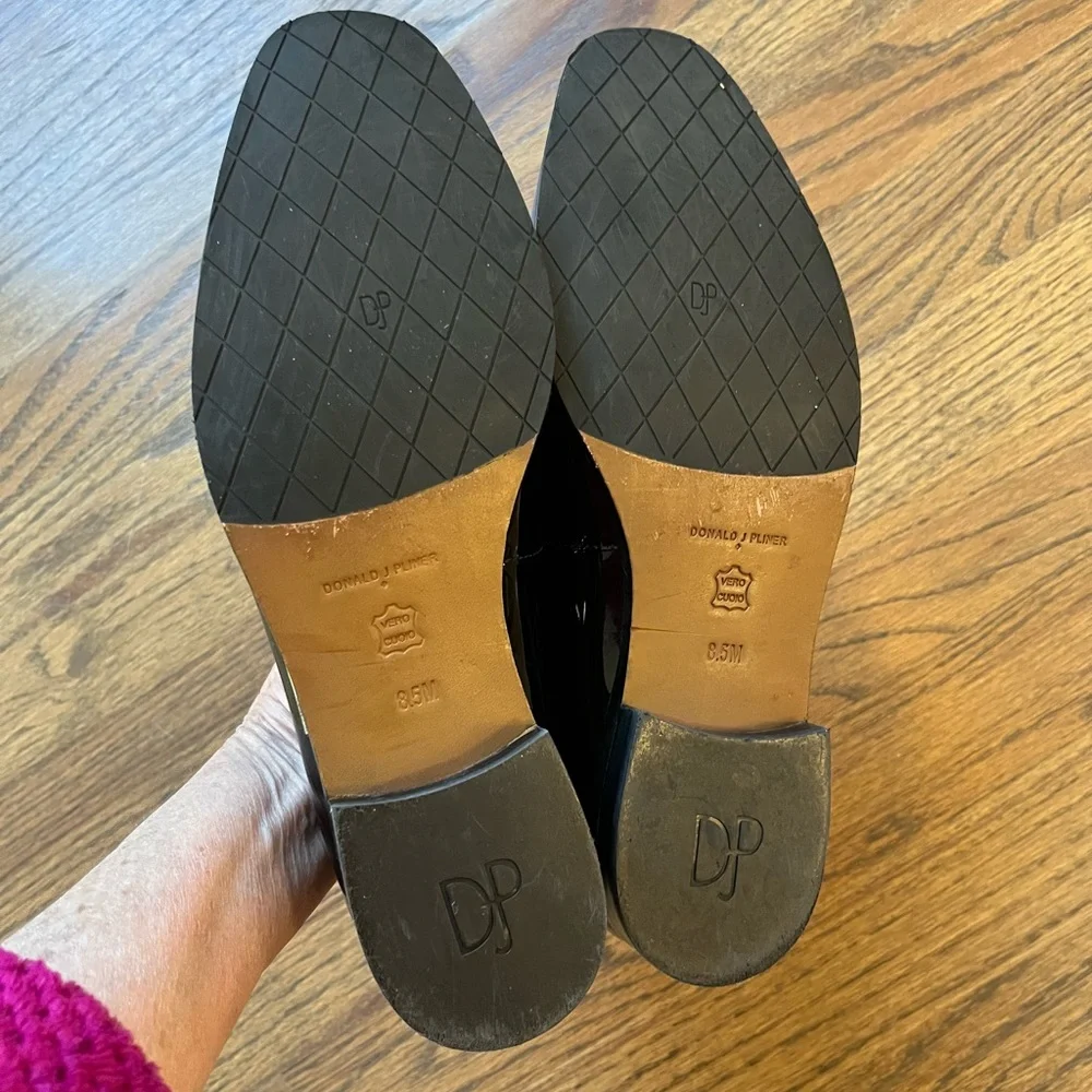 Slip on loafer collegiate Mob wife walking preppy Donald Pliner  fur size 8.5